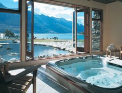 Discovering the Hidden Gems: Romantic Escapes in Queenstown, New Zealand