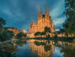 Romantic Getaways in Barcelona: Exploring the Charms of Spain’s Enchanting City